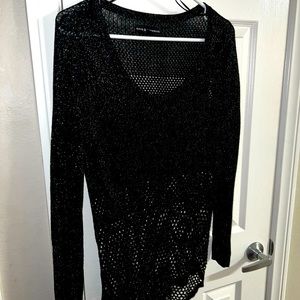 Black long sleeve mesh tee